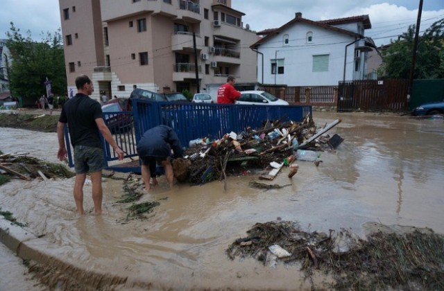 Десет са жертвите след потопа във Варна, две са деца