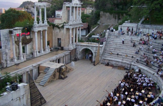 „Дон Карлос” на сцената на Античния театър в Пловдив