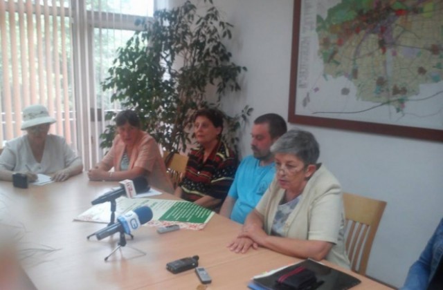 Фолклорни групи от седем държави пристигат в Стара Загора