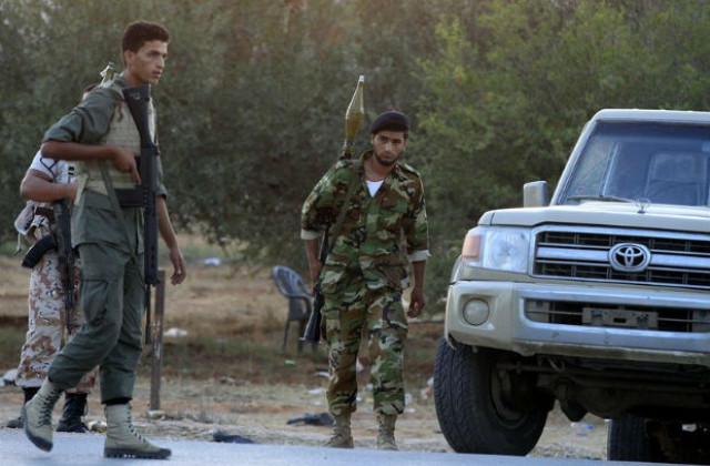 Най-малко 38 души са убити само за денонощие в сражения в Бенгази