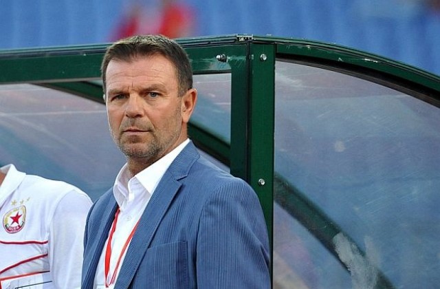 Стойчо Младенов наказан за 2 мача