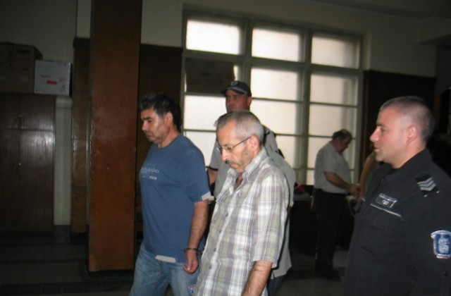 Тримата задържани от ДАНС остават в ареста