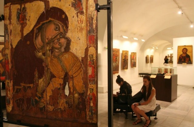 Спор между Синода и Художествената галерия заплашва Музея за християнско изкуство