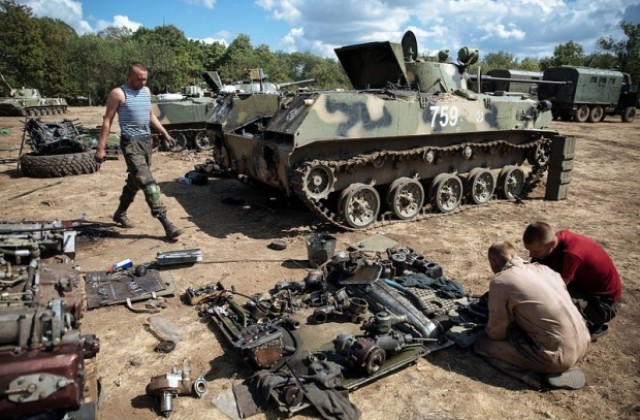 Украйна иска оръжия от НАТО, но не и войски