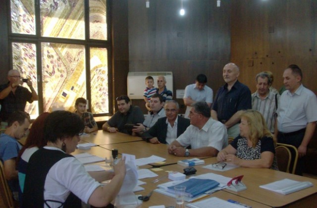 БСП-Лява България регистрира листата си в РИК-Русе