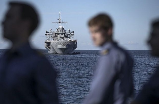 НАТО събра флотилия от 7 бойни кораба за учение в Черно море