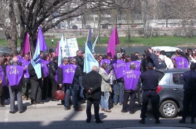 Работещите в „Напоителни системи излизат на протест