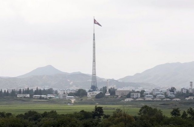 Южна Корея задържа американец, опитал да отиде в КНДР