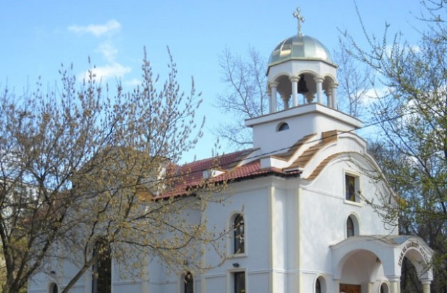 Храм „Св. Климент Охридски“ ще има художествено осветление