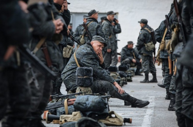 НАТО: Стотици руски войници все още са в Украйна