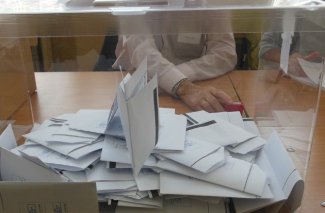 2 200 души са ангажирани в изборите в областта, без застъпници и пълномощници