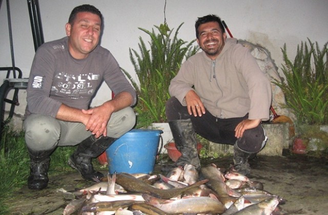 Впечатляващ улов на мездренски риболовци