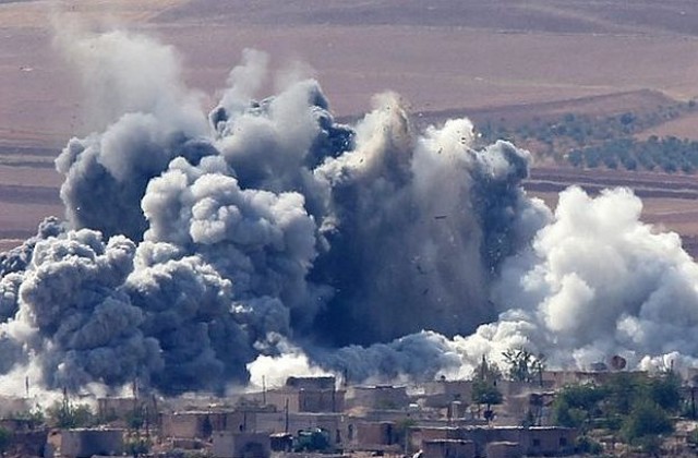 И джихадистите, и кюрдите не могат да си позволят да загубят Кобане