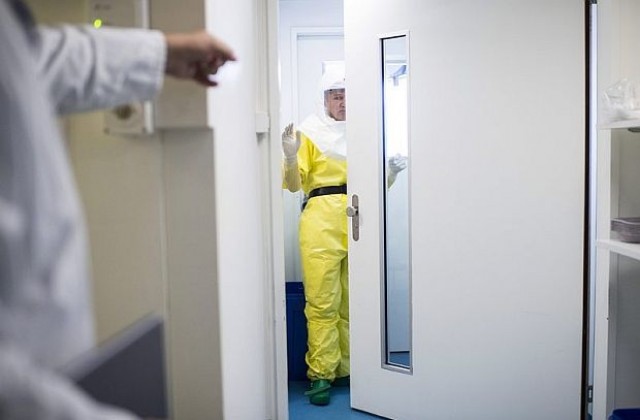 Съмнения за ебола при пациент в Косово