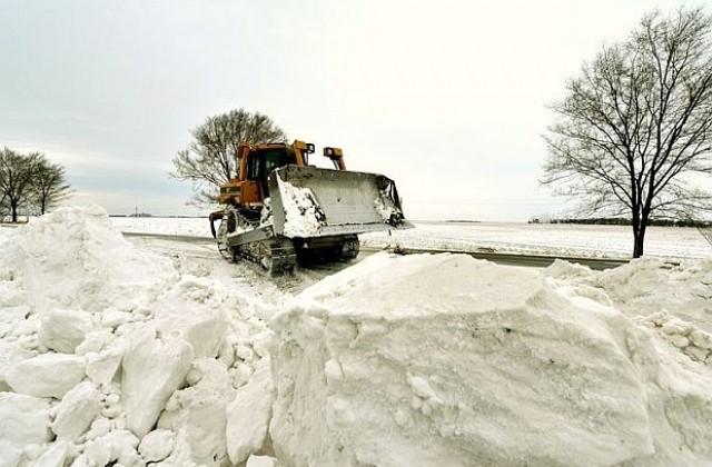 46 000 сърби останаха без ток заради обилен снеговалеж