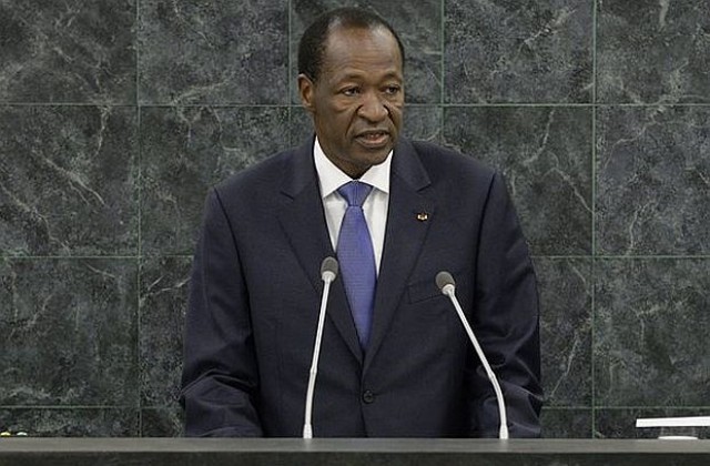 Президентът на Буркина Фасо подаде оставка