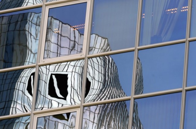 Акробатът Ник Валенда ще премине по въже между небостъргачи със завързани очи