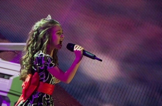 Крисия, Хасан и Ибрахим спечелиха второто място в Детската Евровизия - 2014