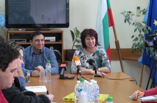 Ахмедова: Актуализацията на бюджета е узаконяване на похарчени пари