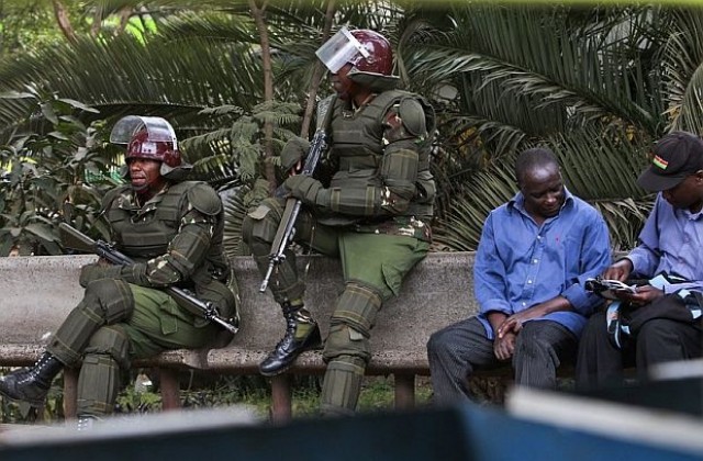 Ислямистите от Аш Шабаб отвлякоха автобус в Кения, убиха 28-те пътници