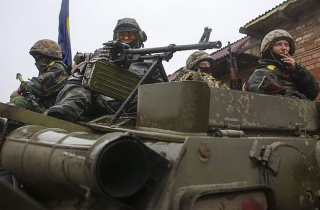 Ще снабди ли Западът Украйна с оръжия?