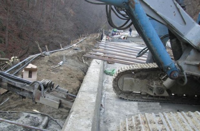 До седмица прикючва ремонтът на пътя Симитли Разлог