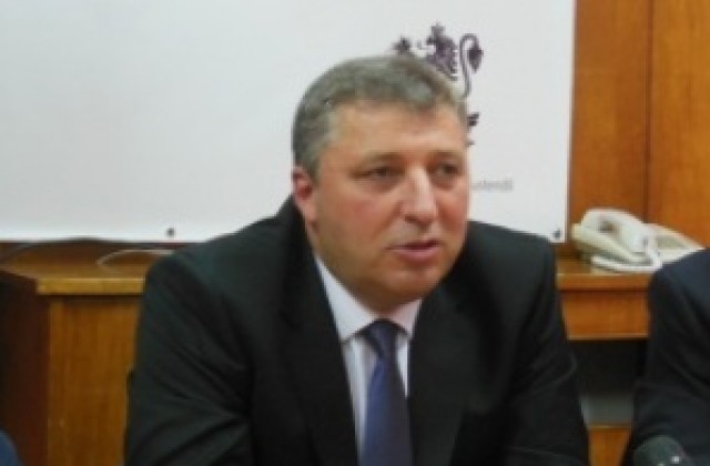 Областният управител Виктор Янев с поздрав за професионалния празник на банкерите