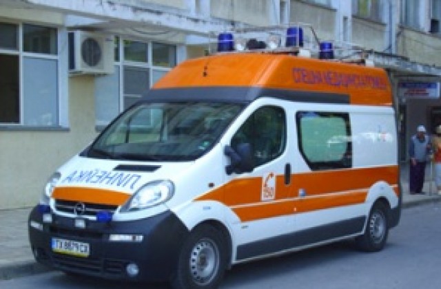 Двама пострадаха в катастрофа на изхода на Добрич за Варна