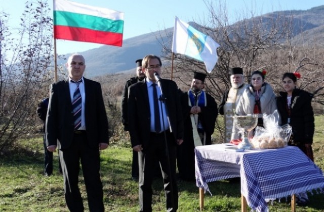 Нов водопровод решава проблемите с водата на 5 асеновградски села