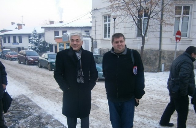 Кметът на Дупница с ултиматум към фирмите за снегопочистване и сметосъбиране