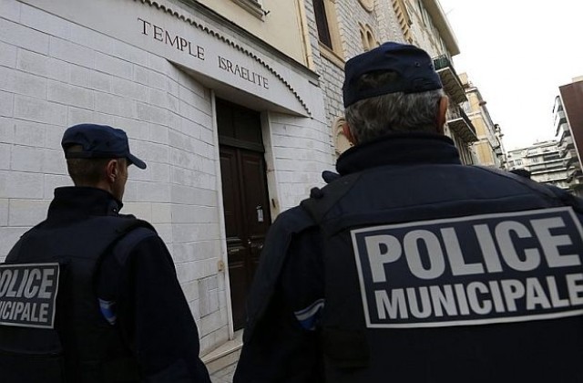 54 арестувани за възхвала на тероризма във Франция