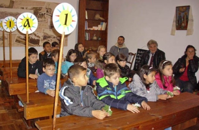 Първокласници ще слушат лекция за Освобождението на Добрич в музея