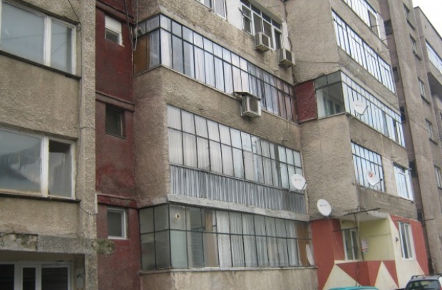 Собствениците на три блока в Дупница вече са подали документи за безплатно саниране