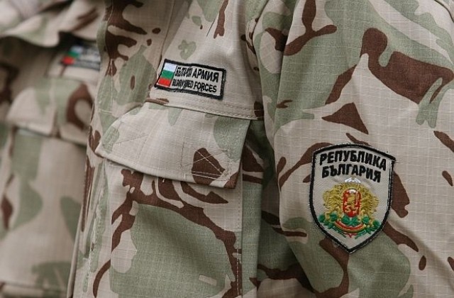 Българската армия не провежда мобилизация, проверява само документи