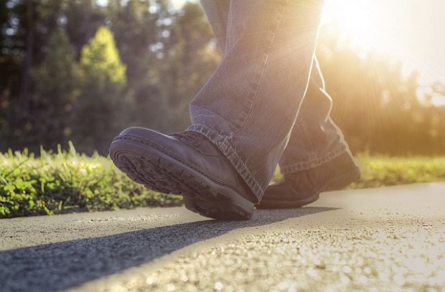 Американец от години ходи пеш 33 км дневно, за да отиде на работа