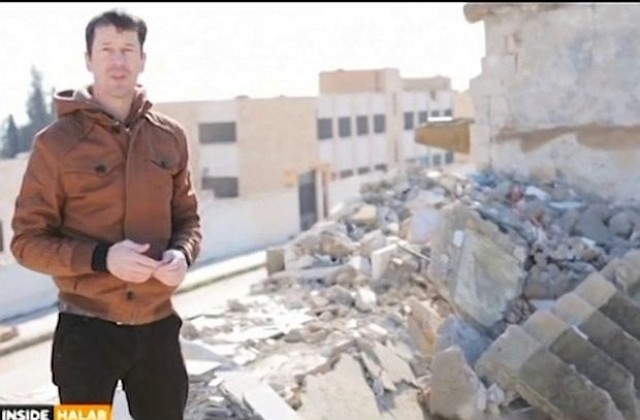 „Ислямска държава” принуди журналист да направи репортаж (ВИДЕО)