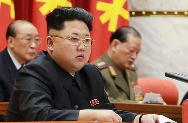 Ким Чен-ун смени прическата си (СНИМКИ)