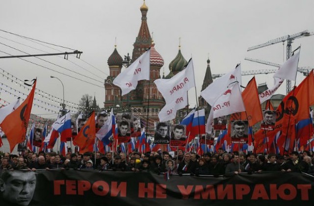 Арестуваха украински депутат на траурното шествие в памет на Немцов