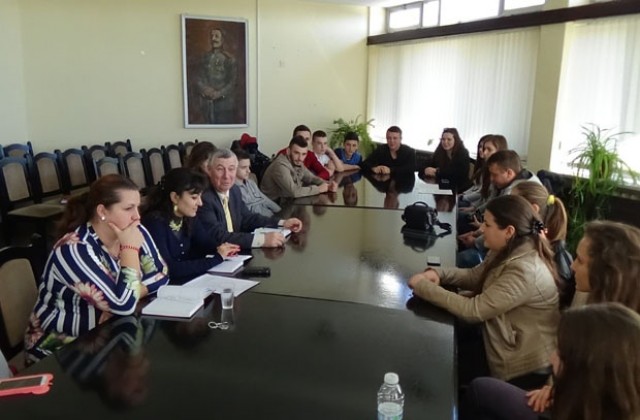 Общинският младежки съвет на Генерал Тошево ще разполага с бюджет от 15 000 лева