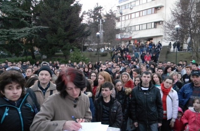 Ден на траур във Великотърновския университет заради убитата Вероника