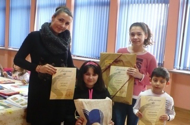 Три любимецки деца с награди от конкурса Наследници на Дечко Узунов”