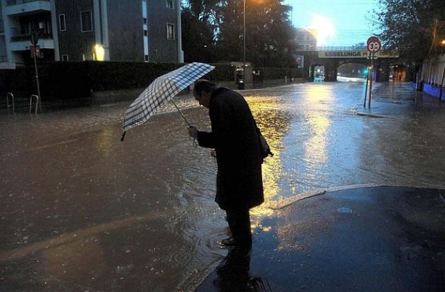 80 000 души останаха без ток в Италия заради силни дъждове