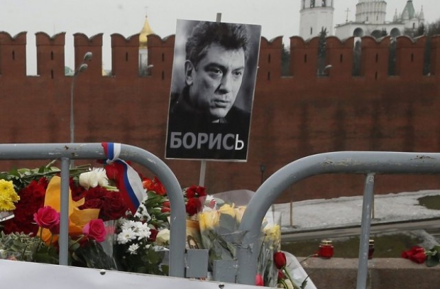 Приятелката на Немцов получила смъртни заплахи