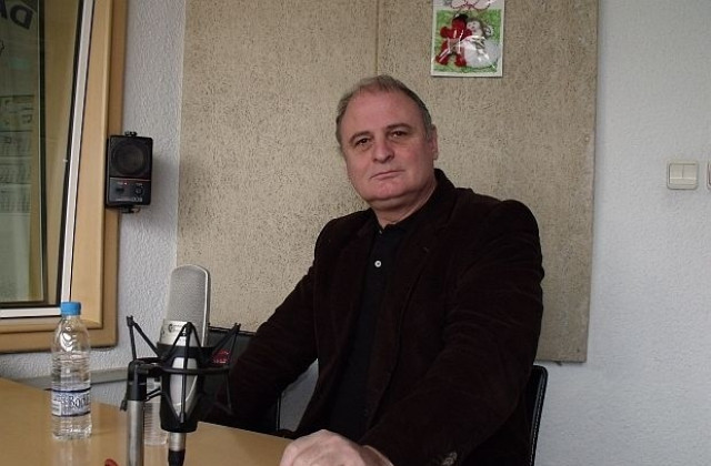 Н. Радулов: Ако Вучков не беше подал оставка, нямаше да има и оставки на Писанчев и Лазаров