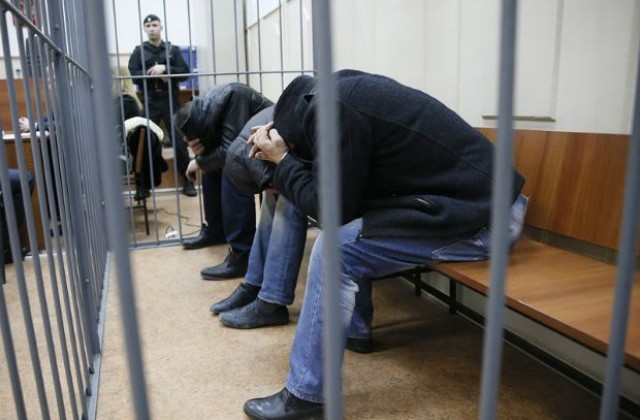 Предявиха обвинение срещу двама заподозрени за убийството на Немцов