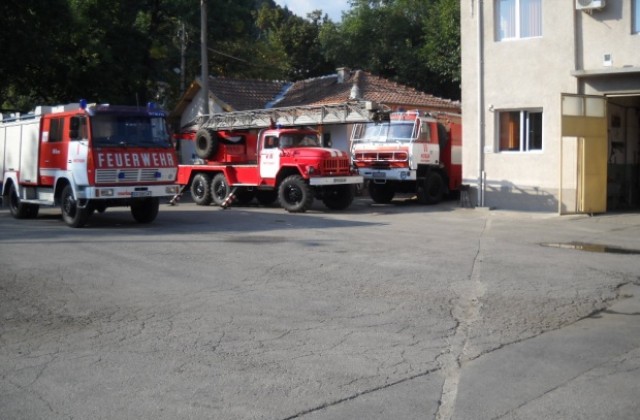 Пожар и отводнени имоти в селата Соволяно  и Големо село