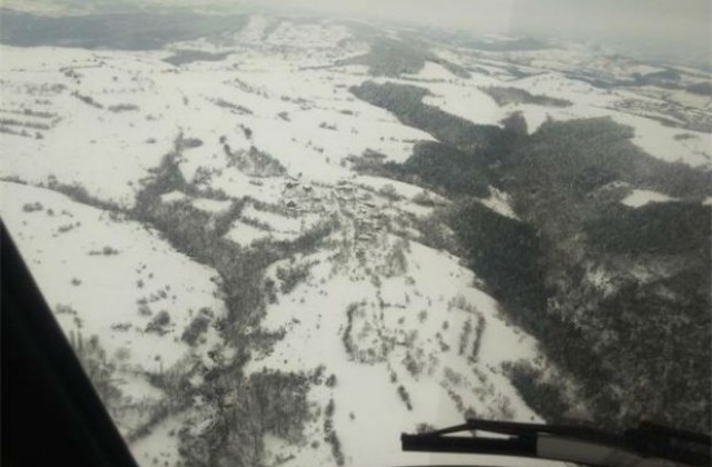 Вертолет от ВВС засне от въздуха бедствието в Смолян и Кърджали (СНИМКИ)
