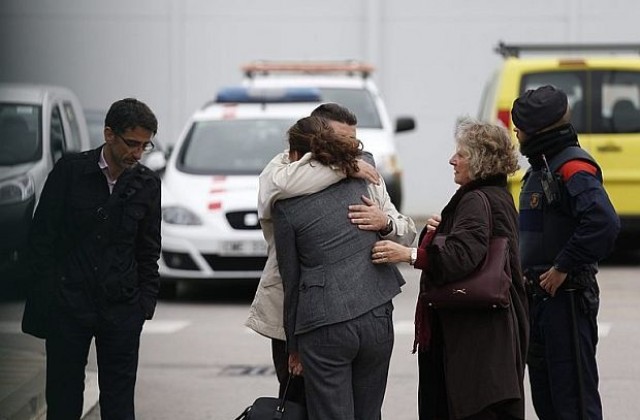 Пътнически самолет се разби в Югоизточна Франция, няма оцелели