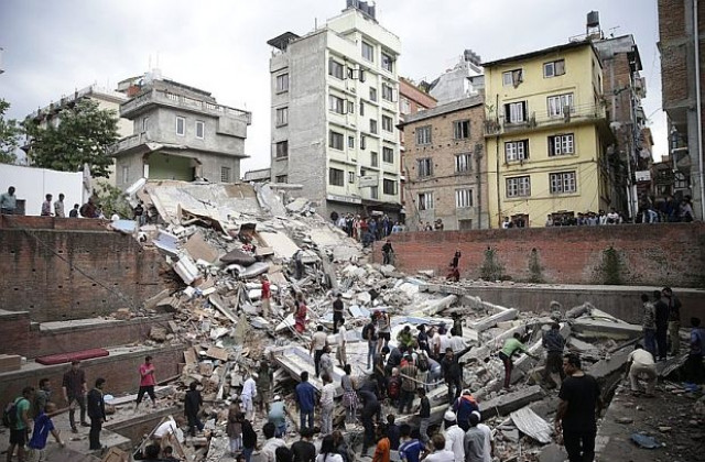 Няма данни за пострадали българи при земетресението в Непал