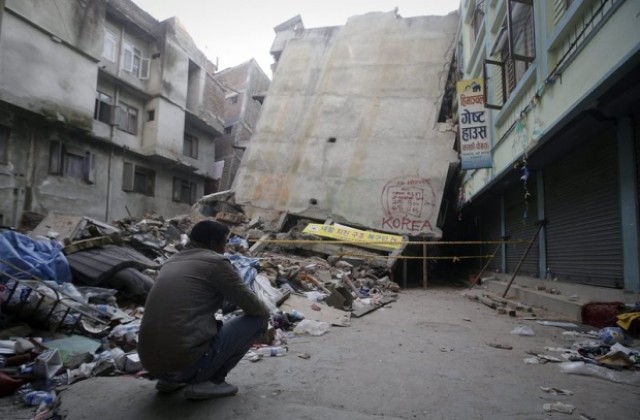 Най-малко 67 чужденци са загинали при земетресението в Непал